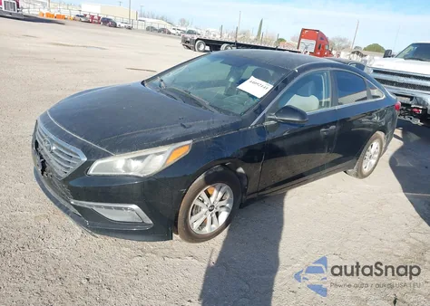 2015 Hyundai Sonata Se z USA, uszkodzony, nr VIN 5NPE24AF7FH204168
